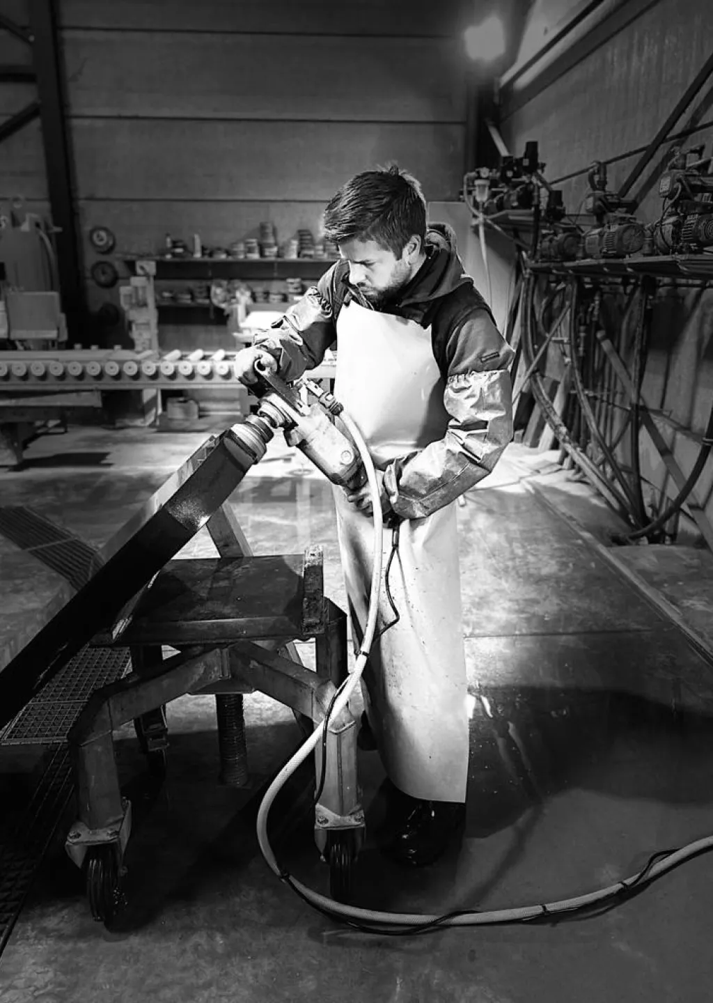 Natuursteenverwerker Igor, de passie met de paplepen ingegeven